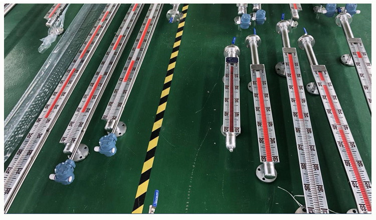 礦用磁翻板液位計產品圖